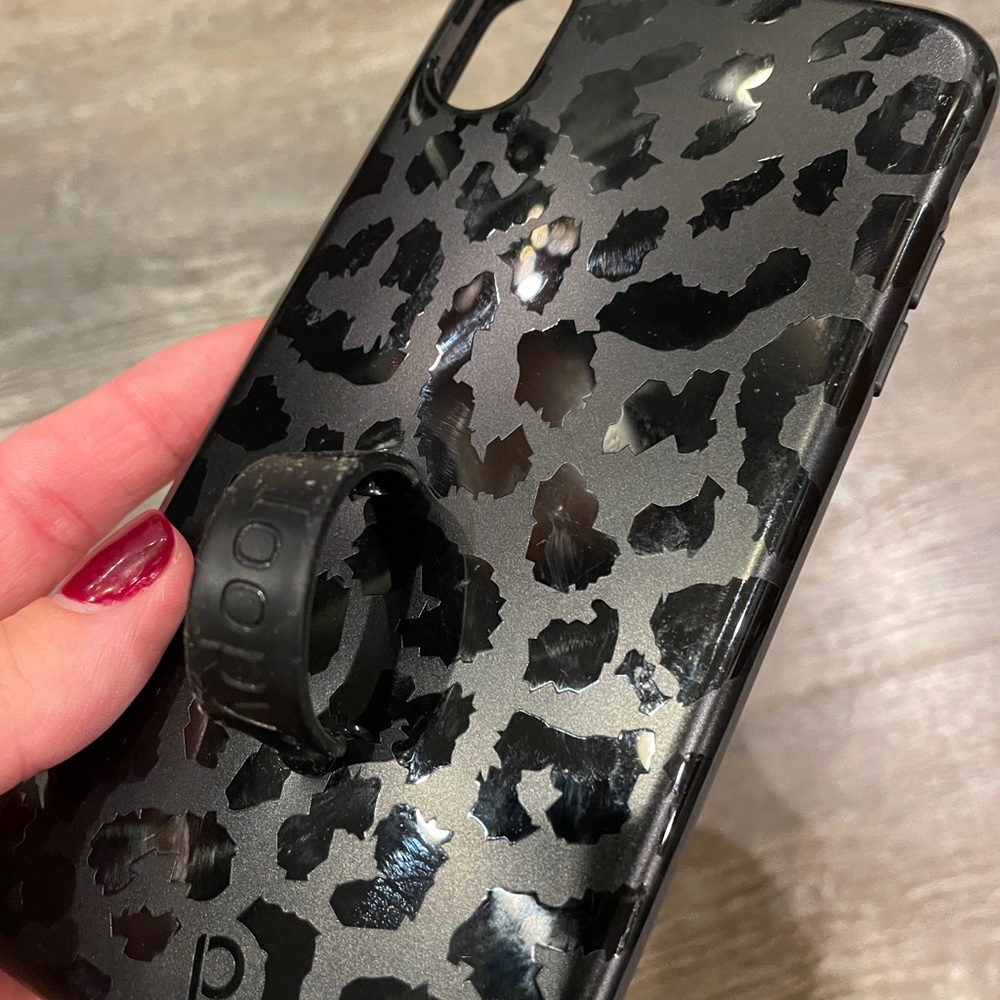 Loopy iPhone XS Max black leopard case